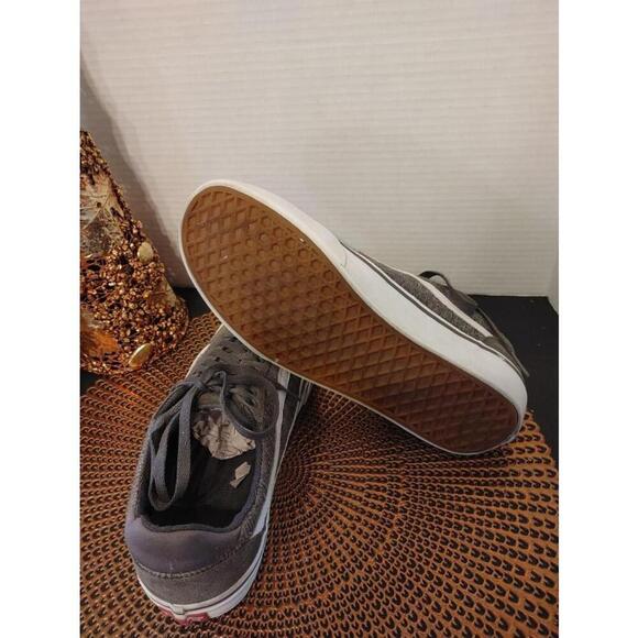 VANS Size 7.5(M) 9(W) - Picture 5 of 5